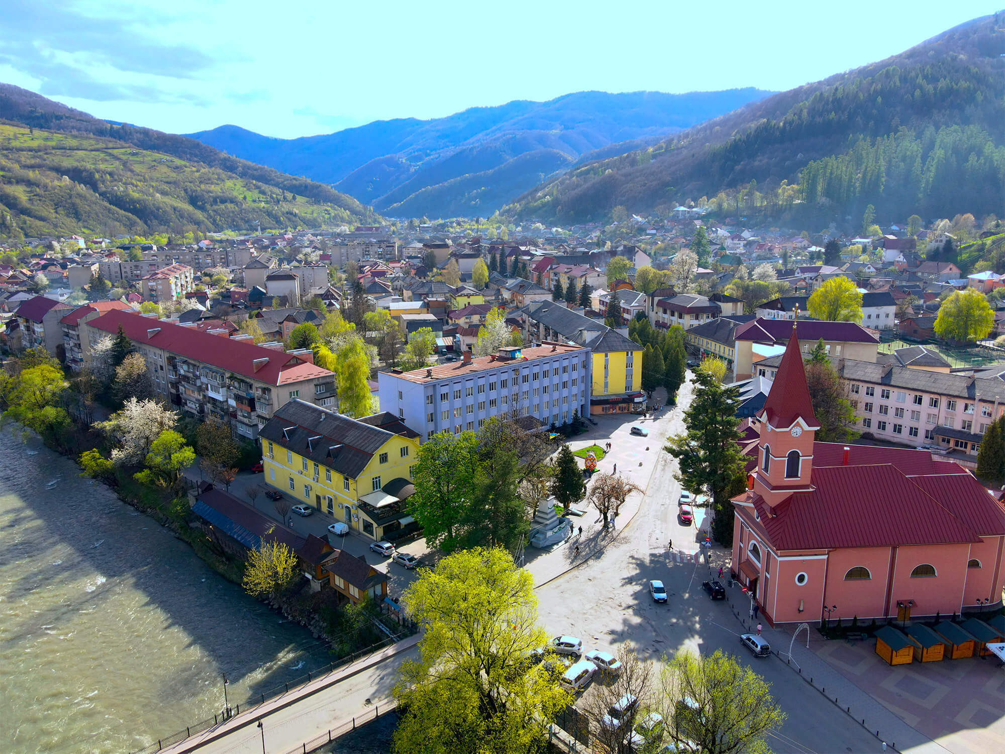 МІСТО РАХІВ